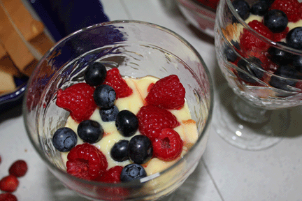 trifle-berries