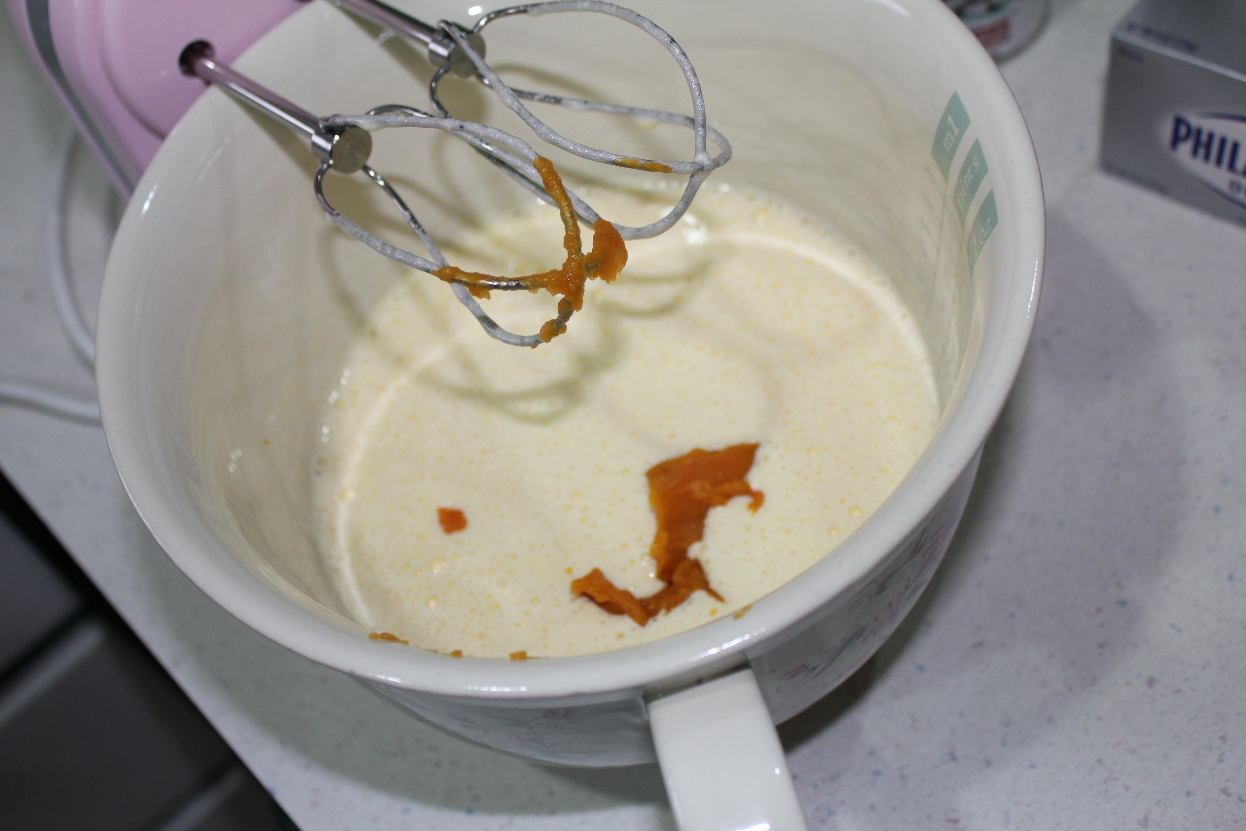 Pumpkin Roll batter