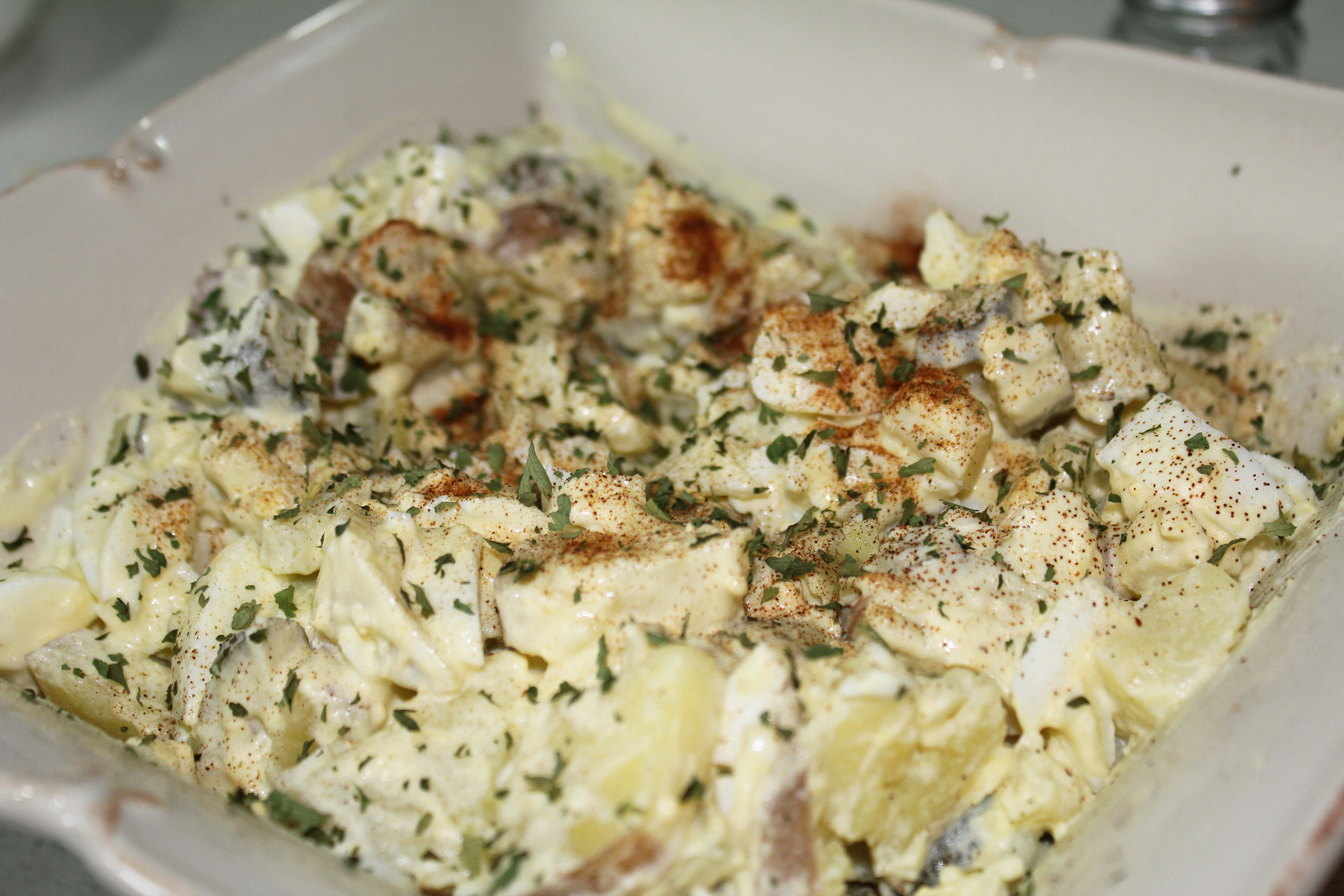 Top with paprika and parsley then dig in!