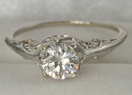 denni's ring