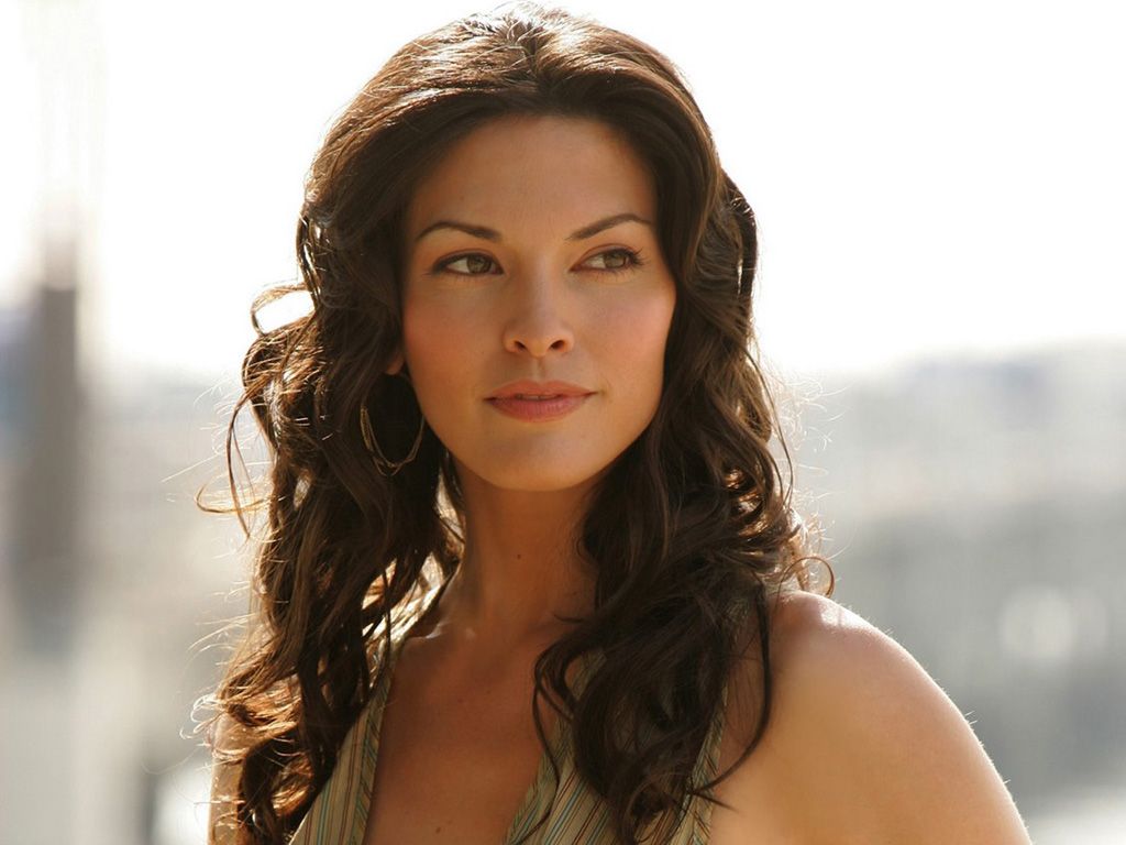 Alana de la Garza